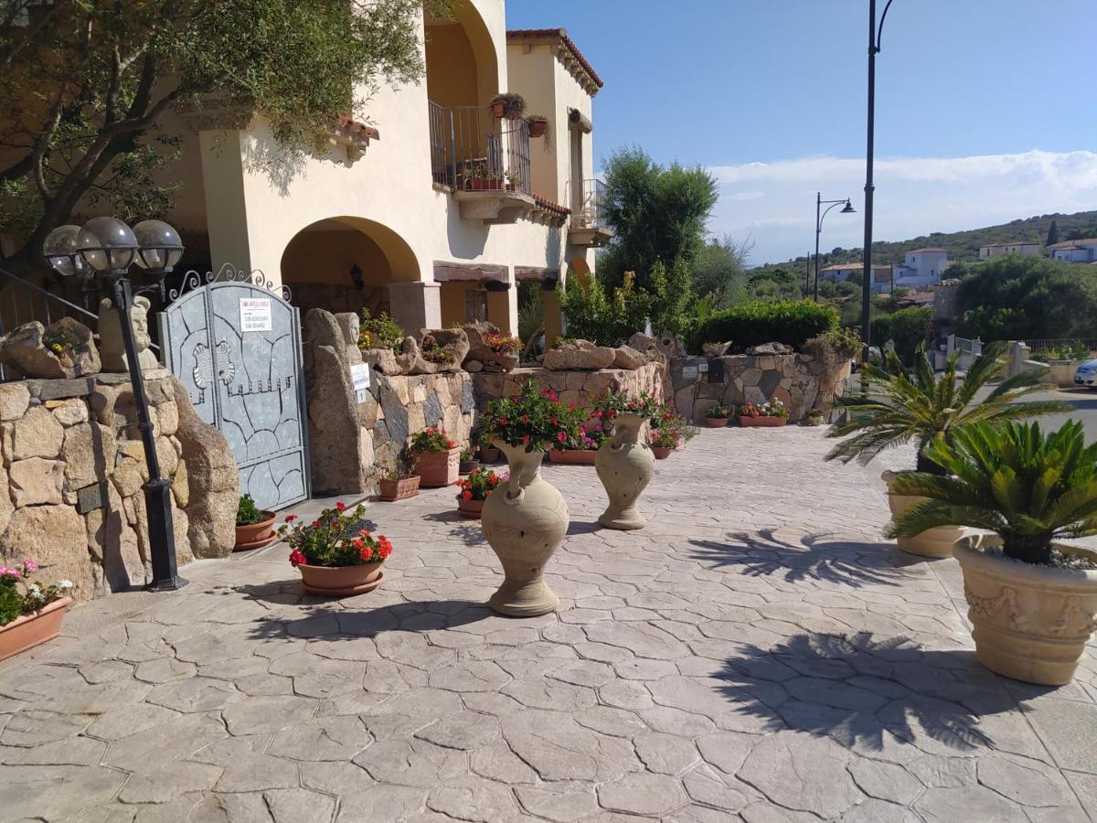 Antica Isola Bed & Breakfast Olbia Ngoại thất bức ảnh