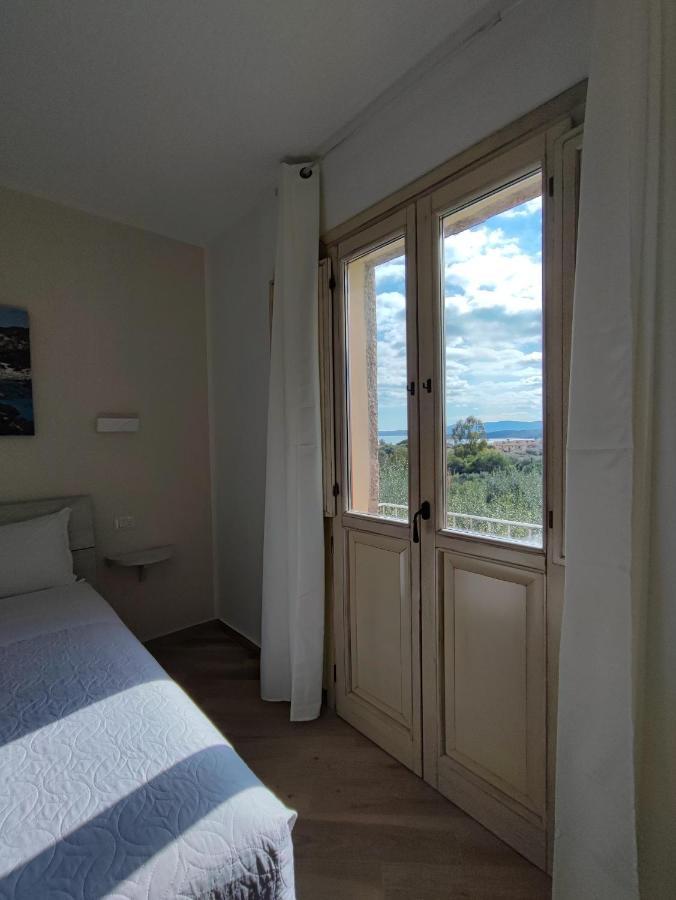 Antica Isola Bed & Breakfast Olbia Ngoại thất bức ảnh