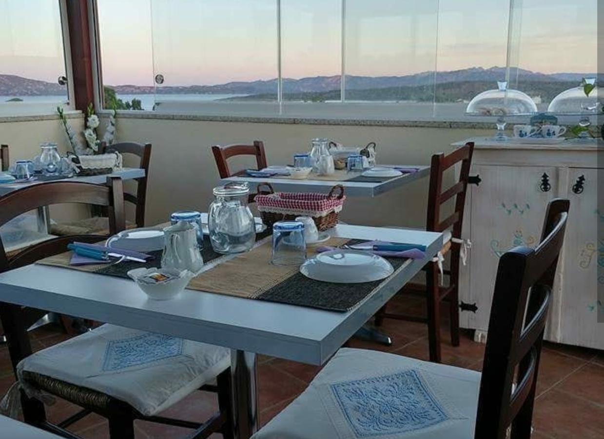 Antica Isola Bed & Breakfast Olbia Ngoại thất bức ảnh